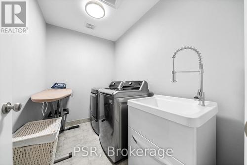 15 - 5056 New Street, Burlington, ON - Indoor Photo Showing Laundry Room