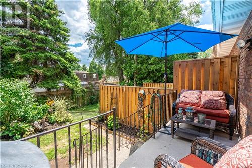 1523 Westminster Place, Burlington, ON - Outdoor