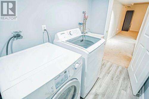 85 Frenchpark Circle, Brampton, ON - Indoor Photo Showing Laundry Room