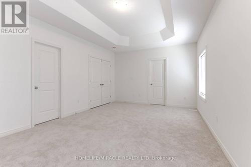 21 Ezra Crescent, Brampton, ON - Indoor Photo Showing Other Room