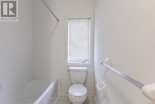 21 Ezra Crescent, Brampton, ON - Indoor Photo Showing Bathroom