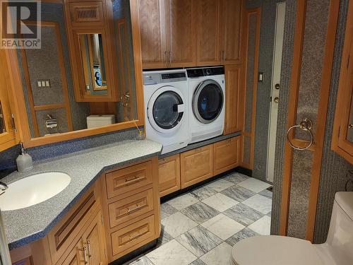 327 Carmel Crescent, Okanagan Falls, BC - Indoor Photo Showing Laundry Room