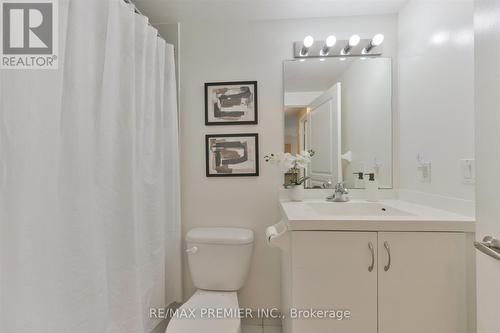 405 - 2240 Lakeshore Boulevard W, Toronto, ON - Indoor Photo Showing Bathroom