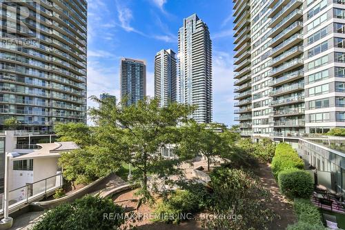 405 - 2240 Lakeshore Boulevard W, Toronto, ON - Outdoor With Balcony With Facade