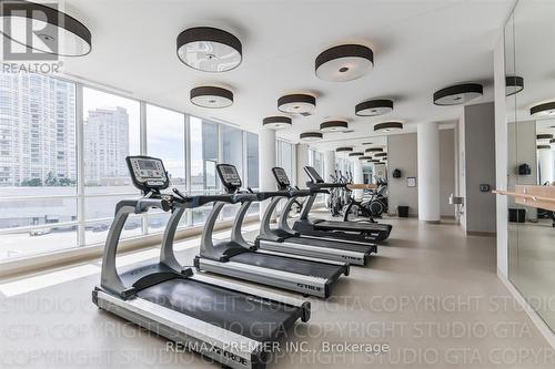 405 - 2240 Lakeshore Boulevard W, Toronto, ON - Indoor Photo Showing Gym Room