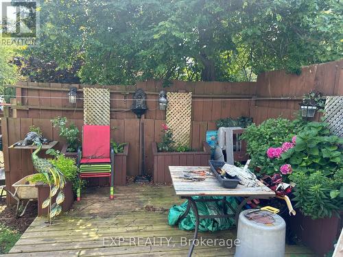 Back Deck Rental - 24 Pitt Street, Bayham (Port Burwell), ON 