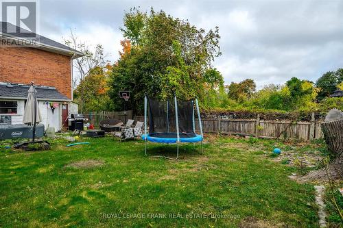 25 Victoria Avenue, Peterborough (Northcrest), ON - Outdoor With Backyard