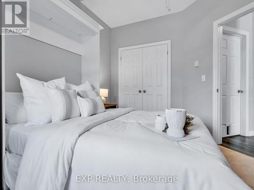 3501 - 300 Croft Street, Port Hope, ON - Indoor Photo Showing Bedroom