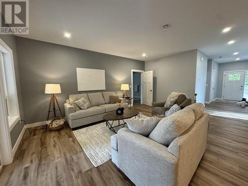 4121 Munroe Street, Terrace, BC - Indoor Photo Showing Living Room