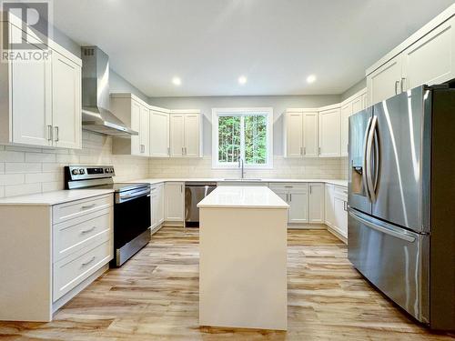 4121 Munroe Street, Terrace, BC - Indoor Photo Showing Kitchen With Stainless Steel Kitchen With Upgraded Kitchen