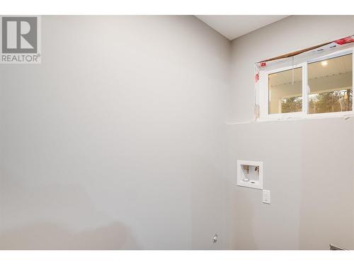 3716 Toba Road, Castlegar, BC - Indoor Photo Showing Other Room