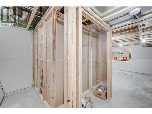 3716 Toba Road, Castlegar, BC - Indoor Photo Showing Basement