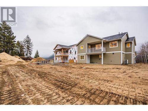 3716 Toba Road, Castlegar, BC - Outdoor