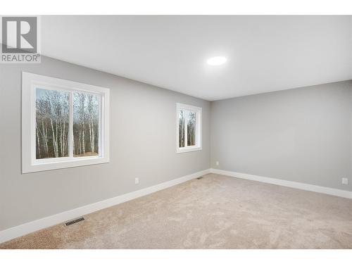 3716 Toba Road, Castlegar, BC - Indoor Photo Showing Other Room