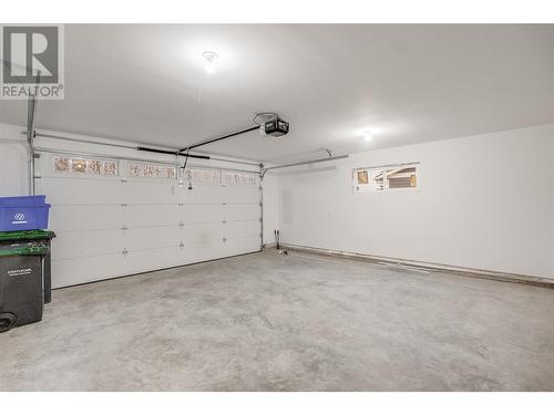 3716 Toba Road, Castlegar, BC - Indoor Photo Showing Garage