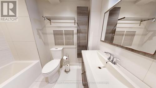 478 Glenlake Avenue, Toronto, ON - Indoor Photo Showing Bathroom