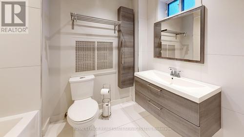 478 Glenlake Avenue, Toronto, ON - Indoor Photo Showing Bathroom