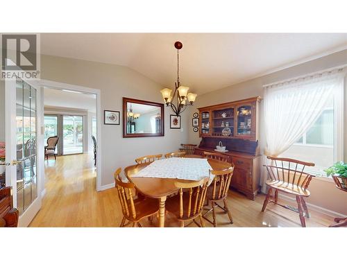 1201 Cameron Avenue Unit# 97, Kelowna, BC - Indoor Photo Showing Dining Room