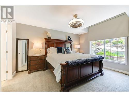 1044 James Hockey Place, Kelowna, BC - Indoor Photo Showing Bedroom