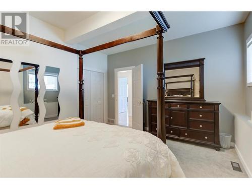 1044 James Hockey Place, Kelowna, BC - Indoor Photo Showing Bedroom