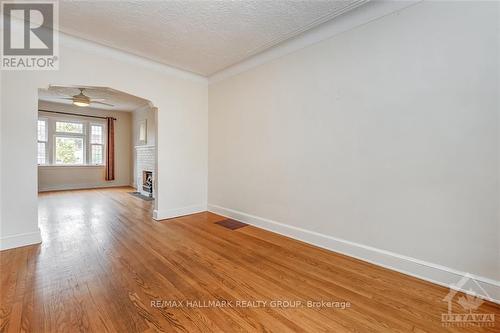 433 Holland Avenue, Ottawa, ON - Indoor Photo Showing Other Room