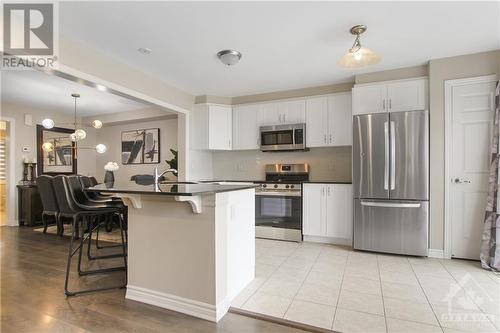 306 Sweetfern Crescent, Ottawa, ON - Indoor Photo Showing Kitchen With Stainless Steel Kitchen With Upgraded Kitchen