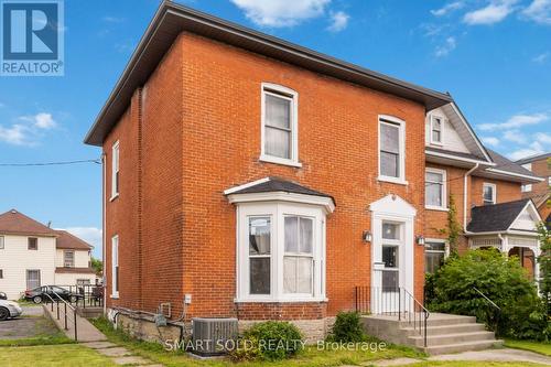 74 Bridge Street W, Belleville, ON - Outdoor