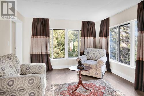 304 - 61 Paffard Street, Niagara-On-The-Lake, ON - Indoor Photo Showing Living Room