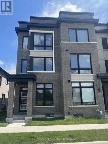 Upper - 231 Webb Street, Markham, ON - Outdoor With Facade