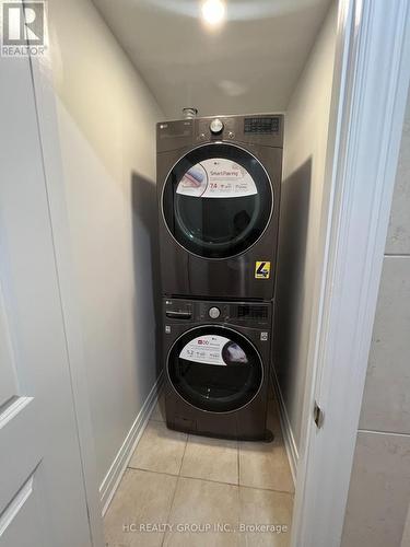 # Bsmt - 296 Hillcrest Avenue, Toronto, ON - Indoor Photo Showing Laundry Room