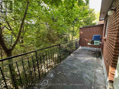 56 Crockamhill Drive, Toronto, ON - Outdoor