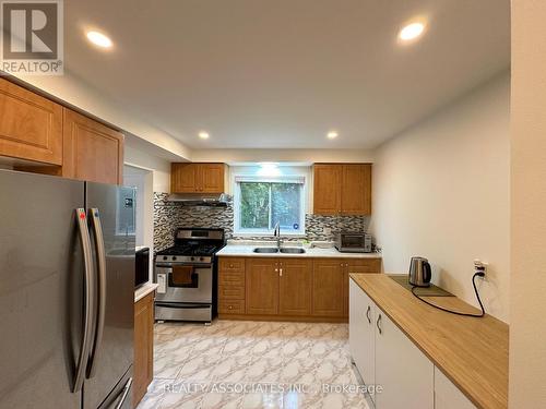 56 Crockamhill Drive, Toronto, ON - Indoor Photo Showing Kitchen With Double Sink