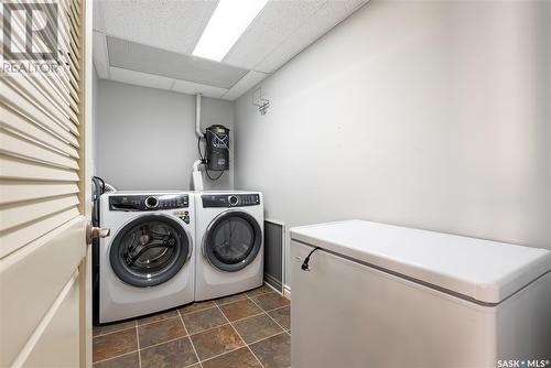 311 619 Saskatchewan Crescent W, Saskatoon, SK - Indoor Photo Showing Laundry Room