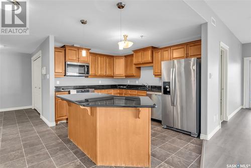 311 619 Saskatchewan Crescent W, Saskatoon, SK - Indoor Photo Showing Kitchen With Stainless Steel Kitchen