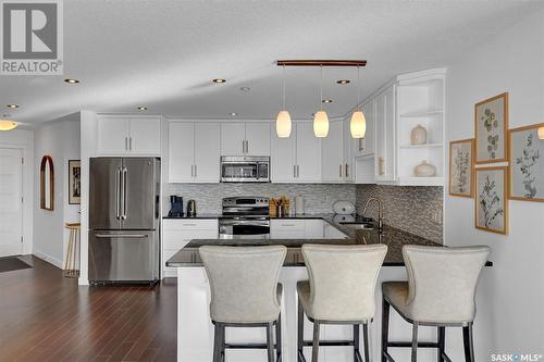 706 2300 Broad Street, Regina, SK - Indoor Photo Showing Kitchen With Upgraded Kitchen