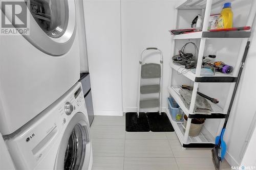 706 2300 Broad Street, Regina, SK - Indoor Photo Showing Laundry Room