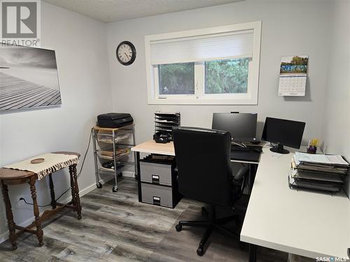 405 Mcgillivray Street, Outlook, SK - Indoor Photo Showing Office