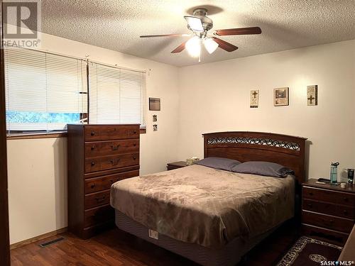 904 Railway Avenue, Loon Lake, SK - Indoor Photo Showing Bedroom