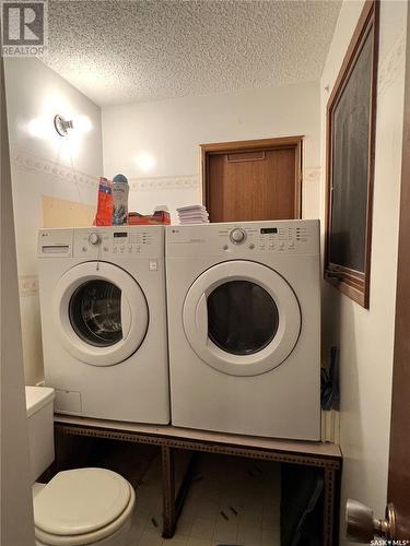 904 Railway Avenue, Loon Lake, SK - Indoor Photo Showing Laundry Room