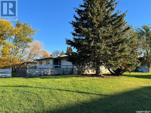 904 Railway Avenue, Loon Lake, SK - Outdoor