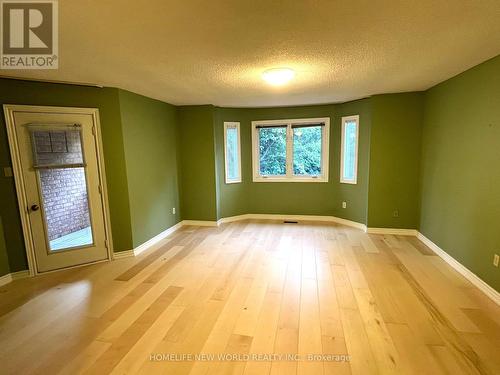 2913 Redbud Avenue, Oakville, ON - Indoor Photo Showing Other Room