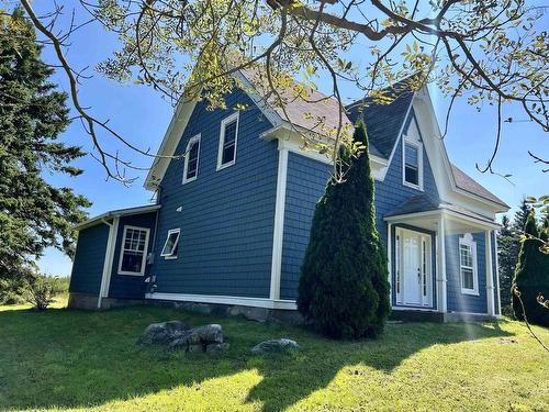 1815 West Sable Road, Sable River, NS 