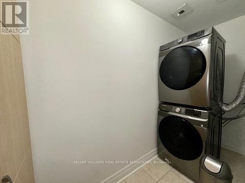 208 - 80 Port Street E, Mississauga, ON - Indoor Photo Showing Laundry Room