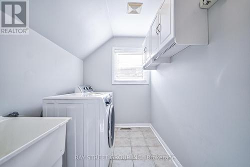 18 Leagrove Street, Brampton, ON - Indoor Photo Showing Laundry Room