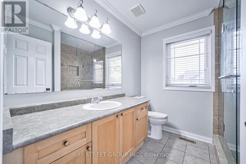 18 Leagrove Street, Brampton, ON - Indoor Photo Showing Bathroom