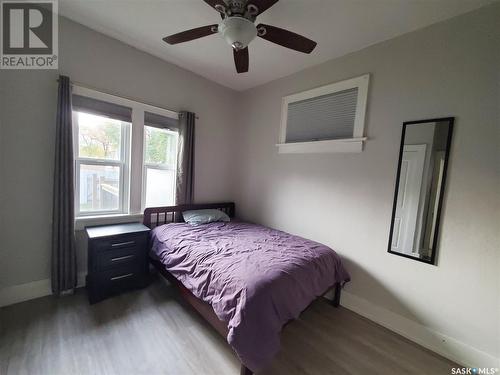 240 4Th Avenue Ne, Swift Current, SK - Indoor Photo Showing Bedroom