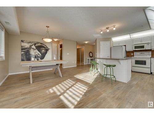 #312 9008 99 Av Nw, Edmonton, AB - Indoor Photo Showing Kitchen