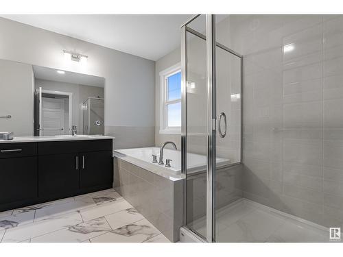 1403 13 Av Nw, Edmonton, AB - Indoor Photo Showing Bathroom