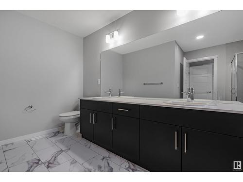 1403 13 Av Nw, Edmonton, AB - Indoor Photo Showing Bathroom