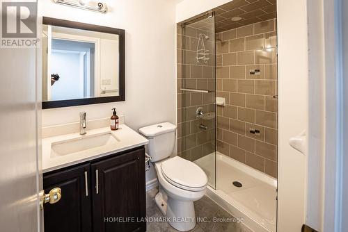 5848 Chorley Place, Mississauga, ON - Indoor Photo Showing Bathroom